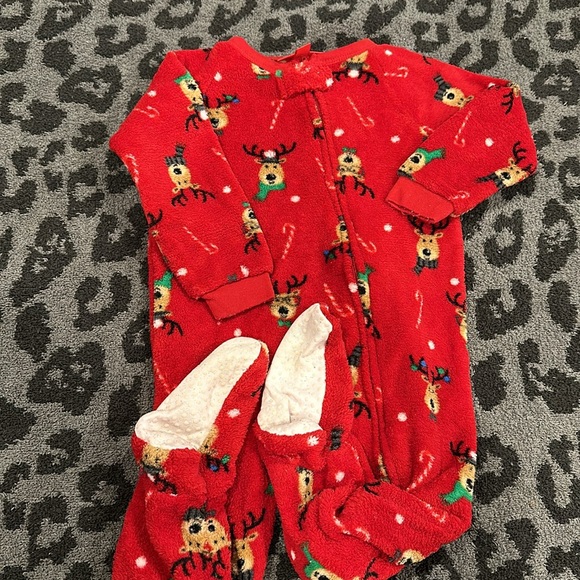Macy’s family pjs feetie pajamas size 24 months - Picture 3 of 3
